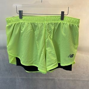 New with Tags New Balance Women’s Sport 2 in 1 Shorts, 3inch, Size Large